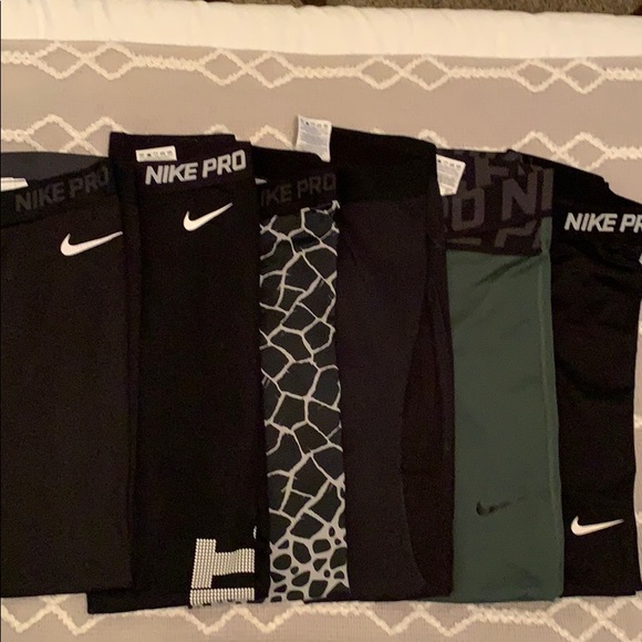Women’s small Nike Pro pants $25 each! - Picture 1 of 7